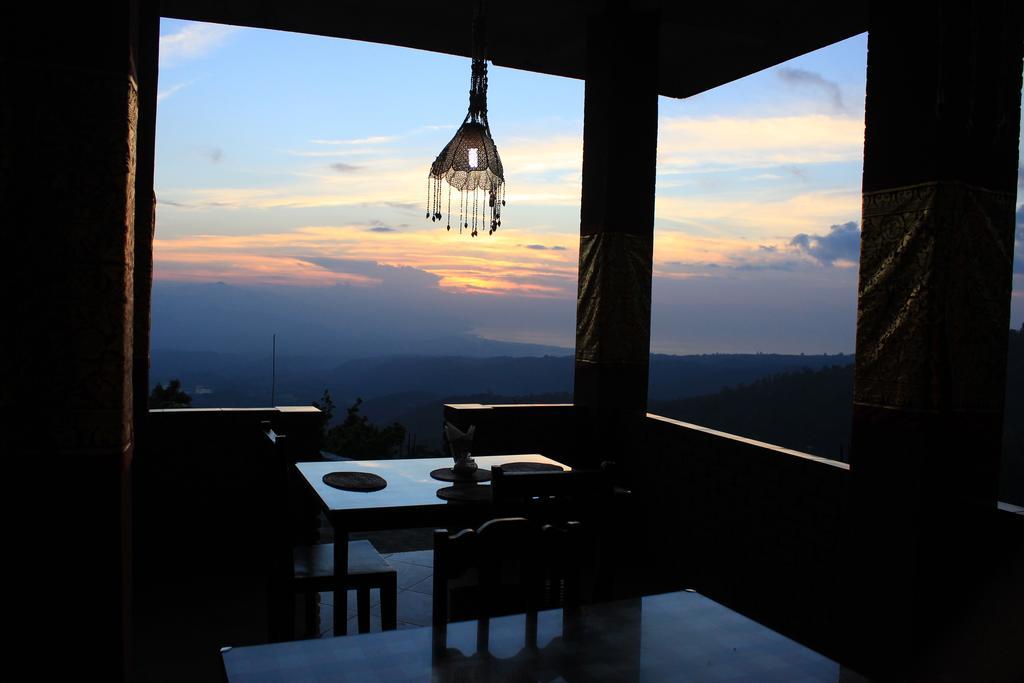 Aryautama Garden Villa Munduk  Bagian luar foto