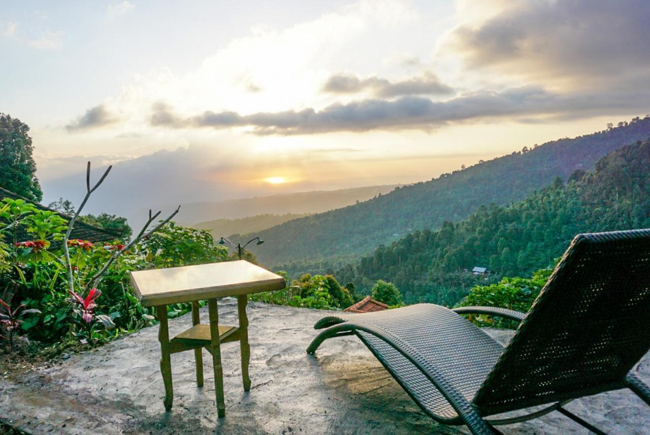 Aryautama Garden Villa Munduk  Bagian luar foto
